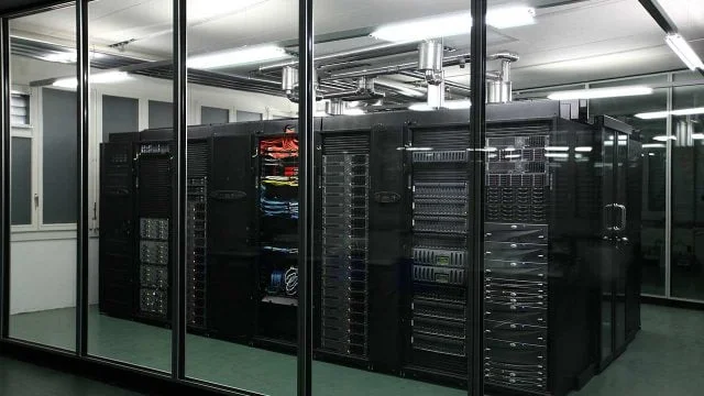 رک (Rack) چیست و چه کاربردی دارد؟ رک (Rack) چیست و چه کاربردی دارد؟